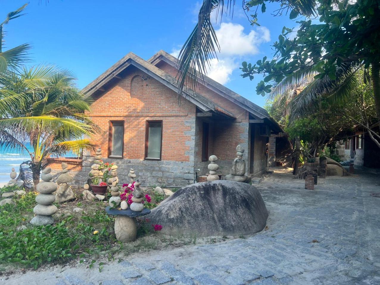 Wild Beach Boutique Resort Ниньфуок Экстерьер фото